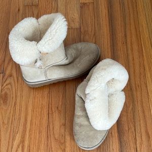UGGS Shearling boots